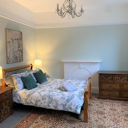 Villa With Park Views Close To Liverpool Centre Экстерьер фото