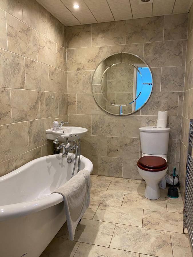 Villa With Park Views Close To Liverpool Centre Экстерьер фото